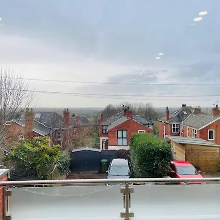 Villa Balcony Views + Parking Burton  Exterior foto