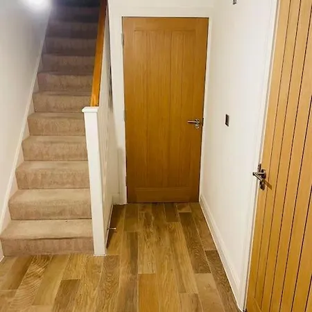 Villa Balcony Views + Parking Burton  Exterior foto